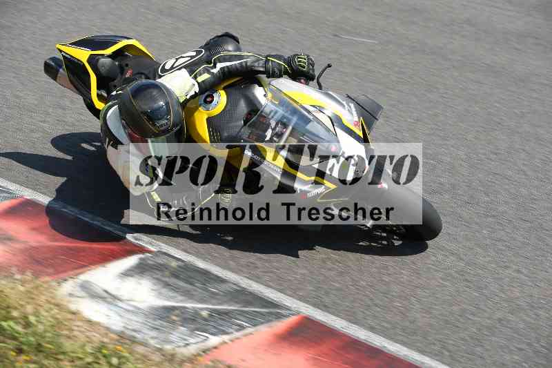 /Archiv-2023/28 05.06.2023 Moto Club Anneau du Rhin/rouge-expert/5